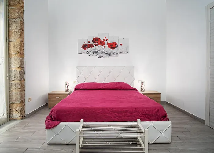 Garden House: Apartments And Rooms For Holidays Palermo